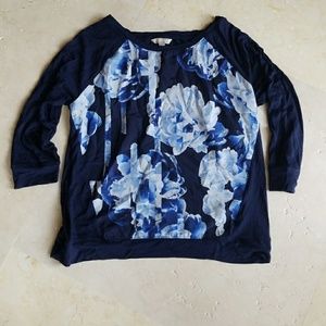 Graphic Banana Republic Top